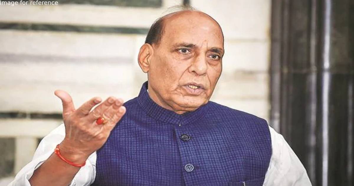 Amid protests over Agnipath Scheme, Rajnath Singh holds meeting with Navy, IAF chief